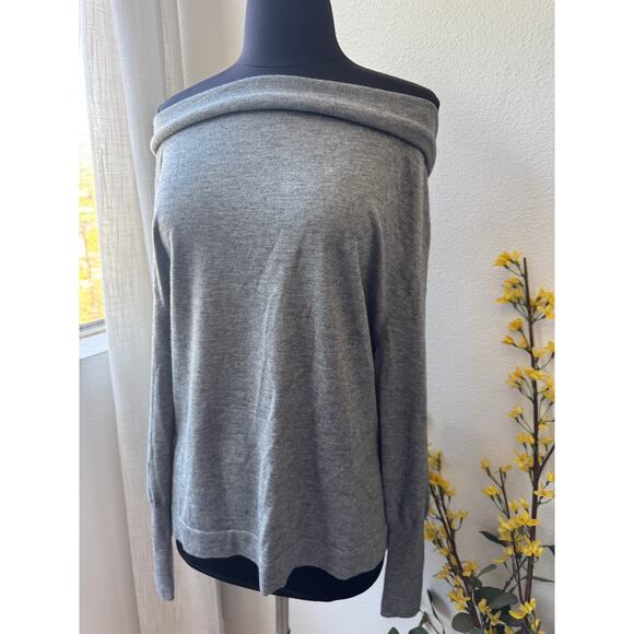 Snobby Sheep Cashmere Milano Off-Shoulder Sweater - Picture 2 of 7